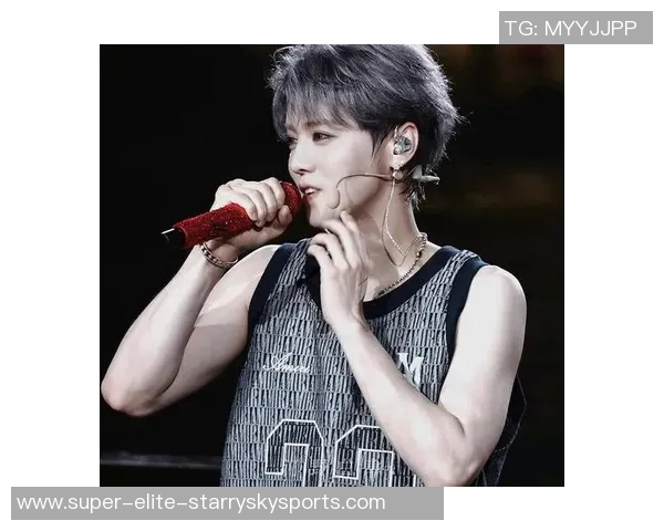 鹿晗在虎扑足球的热情与表现引发球迷热议，成为新一代偶像与运动员的完美结合